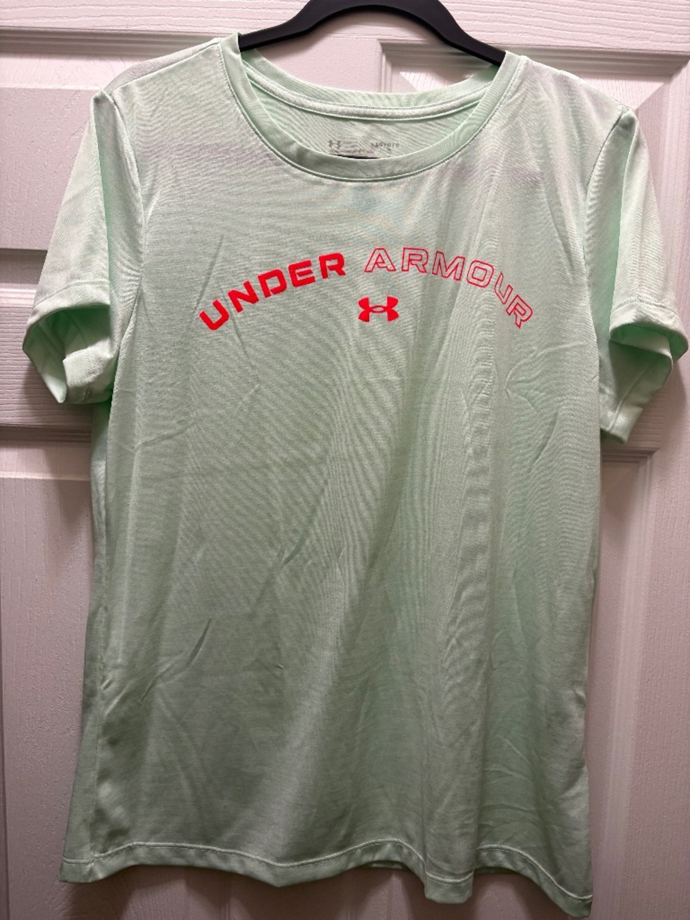 L mint Under Armor tee with watermelon red lettering